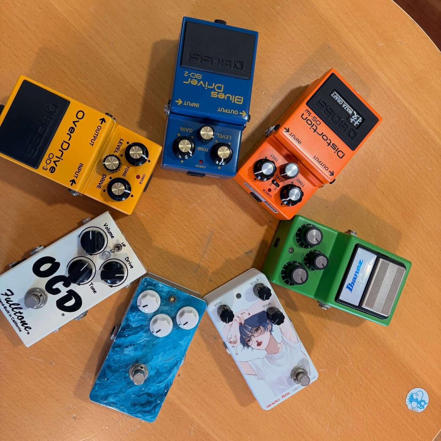 【エフェクターペダル】